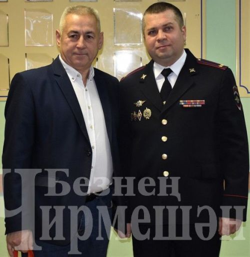Чирмешәннең полиция бүлегендә һөнәри бәйрәмнәрен билгеләп үттеләр (ФОТОРЕПОРТАЖ)