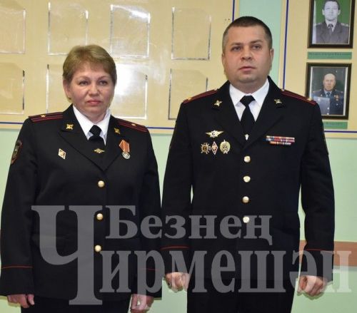 Чирмешәннең полиция бүлегендә һөнәри бәйрәмнәрен билгеләп үттеләр (ФОТОРЕПОРТАЖ)