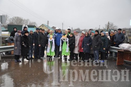 Иске Үтәмештә яңа күпер ачтылар (ФОТОРЕПОРТАЖ)