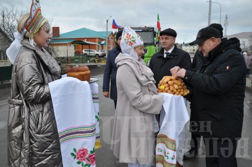 Зур Чирмешән аша салынган яңа күпер араларны якынайтты (ФОТОРЕПОРТАЖ)