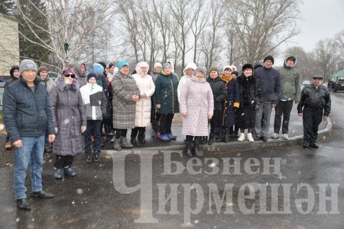 Иске Үтәмештә яңа күпер ачтылар (ФОТОРЕПОРТАЖ)