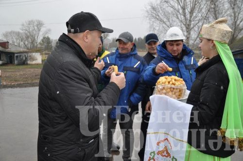 Иске Үтәмештә яңа күпер ачтылар (ФОТОРЕПОРТАЖ)