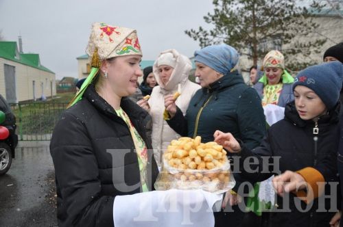 Иске Үтәмештә яңа күпер ачтылар (ФОТОРЕПОРТАЖ)