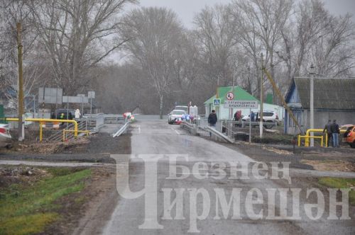 Иске Үтәмештә яңа күпер ачтылар (ФОТОРЕПОРТАЖ)