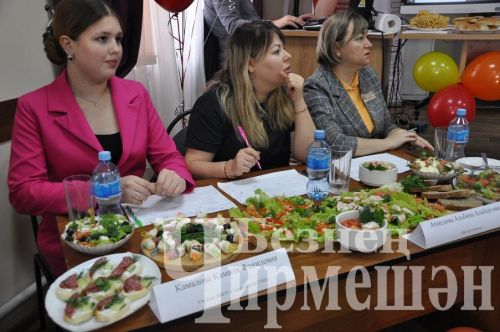 Чирмешәндә "Кулинар бәйге" оештырдылар (ФОТОРЕПОРТАЖ)