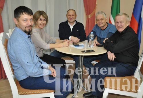 Чирмешәндә узган "Акыл ярышы"нда туймәтлеләр җиңде (ФОТОРЕПОРТАЖ)