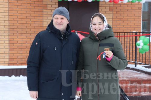 Чирмешәндә аренда йорты файдалануга тапшырылды (ФОТОРЕПОРТАЖ)