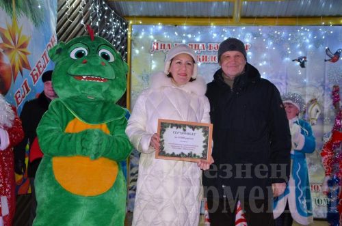 Чирмешәндә үзәк чыршы утларын кабызу бәйрәме (ФОТОРЕПОРТАЖ)