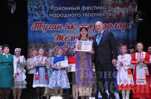 В Черемшане прошел гала-концерт фестиваля "Жемчужины родного края" (ФОТОРЕПОРТАЖ)