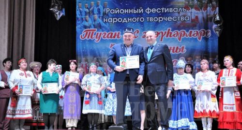Чирмешәндә "Туган як җәүһәрләре" фестиваленең гала-концерты узды (ФОТОРЕПОРТАЖ)