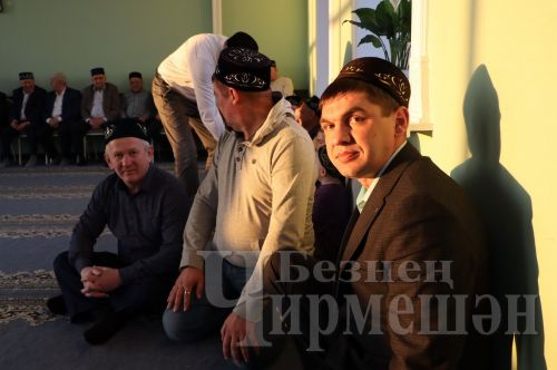 Чирмешән район җитәкчесе ифтар мәҗлесе оештырды (ФОТОРЕПОРТАЖ)