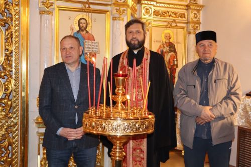 Православные черемшанцы празднуют Пасху (ФОТОРЕПОРТАЖ)