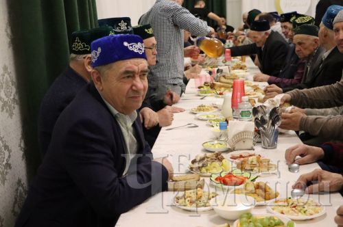Чирмешән район җитәкчесе ифтар мәҗлесе оештырды (ФОТОРЕПОРТАЖ)