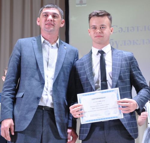 Чирмешәндә сәләтле укучыларны бүләкләделәр (ФОТОРЕПОРТАЖ)