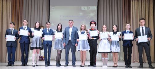 Чирмешәндә сәләтле укучыларны бүләкләделәр (ФОТОРЕПОРТАЖ)