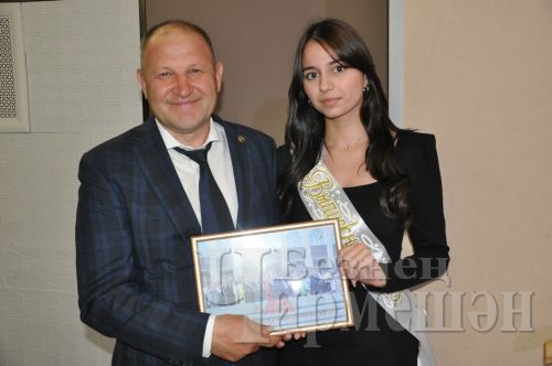 Чирмешәндә районкүләм чыгарылыш кичәсе узды (ФОТОРЕПОРТАЖ)