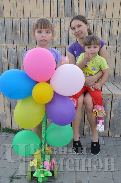 Чирмешәндә Гаилә, мәхәббәт һәм тугрылык көнен билгеләп үттеләр (ФОТОРЕПОРТАЖ)