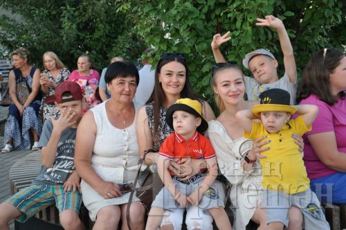 Чирмешәндә Гаилә, мәхәббәт һәм тугрылык көнен билгеләп үттеләр (ФОТОРЕПОРТАЖ)