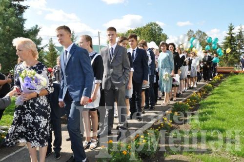 1 нче Чирмешән мәктәбе ремонттан соң кабат ачылды (ФОТОРЕПОРТАЖ)