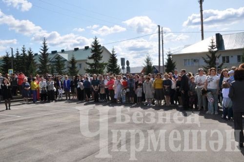 1 нче Чирмешән мәктәбе ремонттан соң кабат ачылды (ФОТОРЕПОРТАЖ)