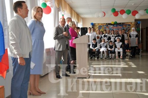 Бәркәтә мәктәбендә Белем көне узды (ФОТОРЕПОРТАЖ)
