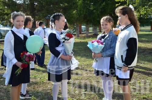 Лашман мәктәбендәге Белем көненнән - 46 фото