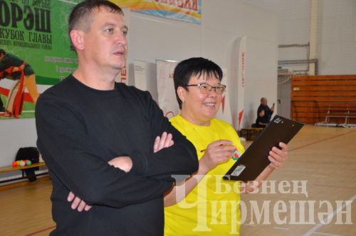 Чирмешәндә яшь гаиләләр "Әти булдыра!" бәйгесендә көч сынаштылар (ФОТОРЕПОРТАЖ)