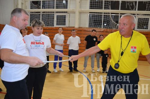 Чирмешәндә яшь гаиләләр "Әти булдыра!" бәйгесендә көч сынаштылар (ФОТОРЕПОРТАЖ)