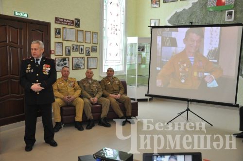 Чирмешәндә әфганчы ветеран Марат Җаббаровны искә алдылар (ФОТОРЕПОРТАЖ)