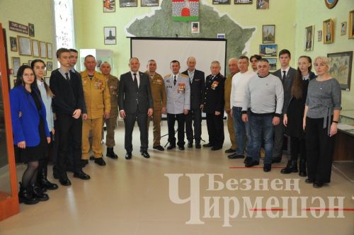 Чирмешәндә әфганчы ветеран Марат Җаббаровны искә алдылар (ФОТОРЕПОРТАЖ)