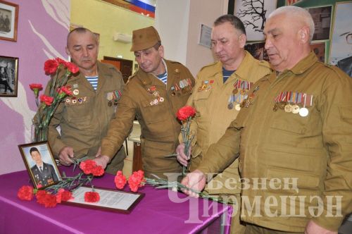Чирмешәндә әфганчы ветеран Марат Җаббаровны искә алдылар (ФОТОРЕПОРТАЖ)
