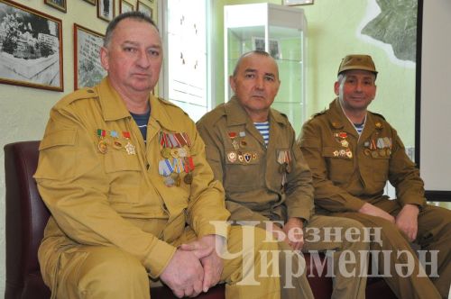 Чирмешәндә әфганчы ветеран Марат Җаббаровны искә алдылар (ФОТОРЕПОРТАЖ)