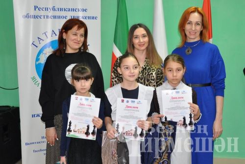 "Орион" яшьләр ял итү үзәгендә шахмат турниры узды (ФОТОРЕПОРТАЖ)