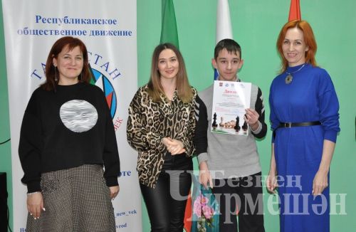 "Орион" яшьләр ял итү үзәгендә шахмат турниры узды (ФОТОРЕПОРТАЖ)