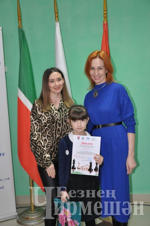 "Орион" яшьләр ял итү үзәгендә шахмат турниры узды (ФОТОРЕПОРТАЖ)