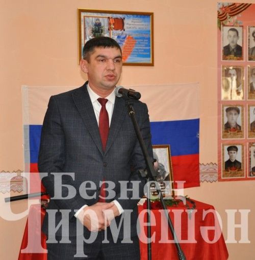 Түбән Чегодайда махсус хәрби операция зонасында һәлак булган Нуршат Хожаевны искә алдылар ( ФОТОРЕПОРТАЖ)