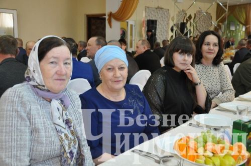 Чирмешәндә авыл хуҗалагы хезмәтчәннәрен хөрмәтләделәр (ФОТОРЕПОРТАЖ)