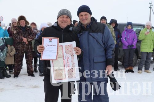 На Новоильмовском пруду соревновались рыбаки (ФОТОРЕПОРТАЖ)