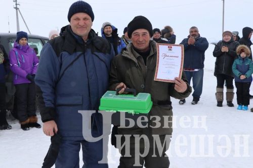 На Новоильмовском пруду соревновались рыбаки (ФОТОРЕПОРТАЖ)