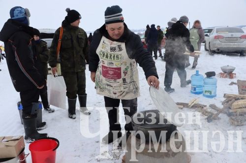 На Новоильмовском пруду соревновались рыбаки (ФОТОРЕПОРТАЖ)
