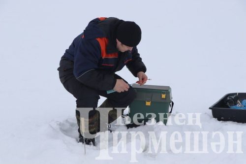 На Новоильмовском пруду соревновались рыбаки (ФОТОРЕПОРТАЖ)