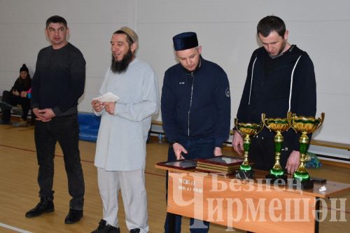 Чирмешәндә мөселман яшьләренең волейбол ярышы үтте (ФОТОРЕПОРТАЖ)