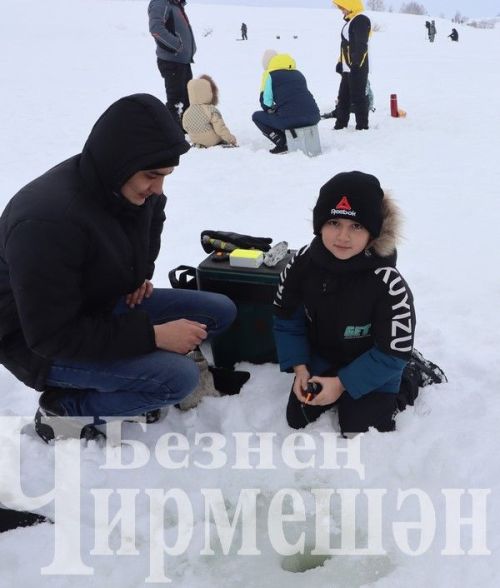 На Новоильмовском пруду соревновались рыбаки (ФОТОРЕПОРТАЖ)