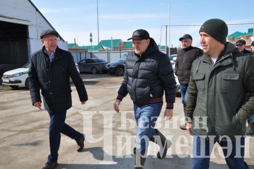 В Черемшан приехал заместитель министра сельского хозяйства и продовольствия РТ Рафаэль Фаттахов (ФОТОРЕПОРТАЖ)