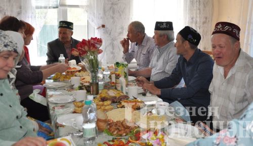 Тукай поселогыннан Минәхмәт Амалетдиновка 90 яшь тулды (ФОТОРЕПОРТАЖ)