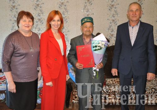 Тукай поселогыннан Минәхмәт Амалетдиновка 90 яшь тулды (ФОТОРЕПОРТАЖ)