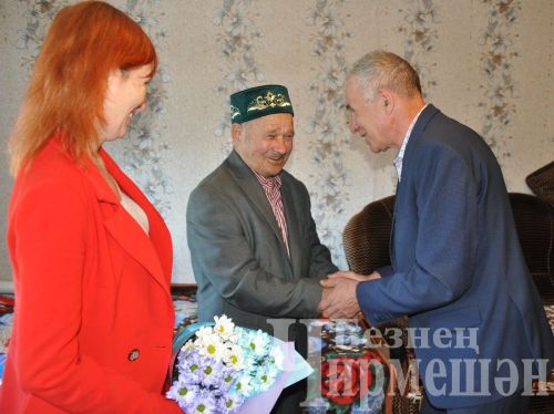 Тукай поселогыннан Минәхмәт Амалетдиновка 90 яшь тулды (ФОТОРЕПОРТАЖ)