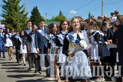 1 нче Чирмешән мәктәбендә - Соңгы кыңгырау (ФОТОРЕПОРТАЖ)