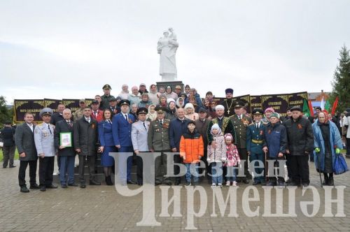 Чирмешәндә -Җиңү бәйрәме митингы (ФОТОРЕПОРТАЖ)