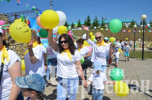 Чирмешәндә Балаларны яклау көне уңаеннан бәйрәм үтте (ФОТОРЕПОРТАЖ)